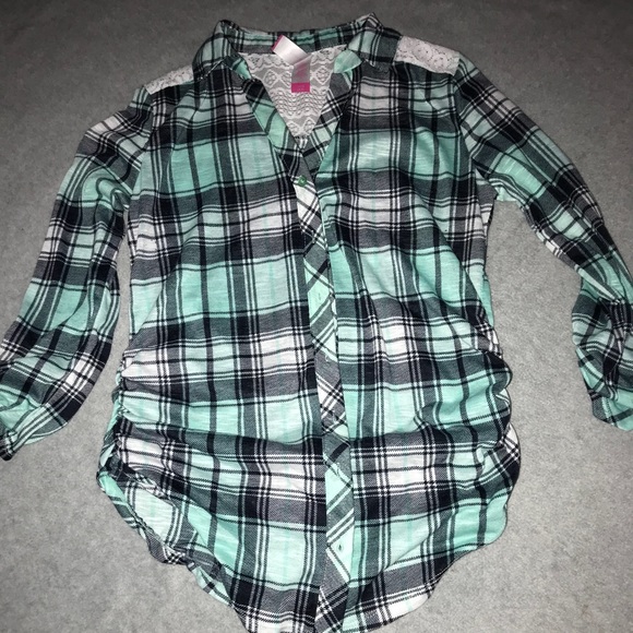 Flannel! - Picture 1 of 3